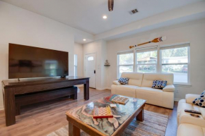 2 Mi to Lake Conroe Access Home with Pool Table!